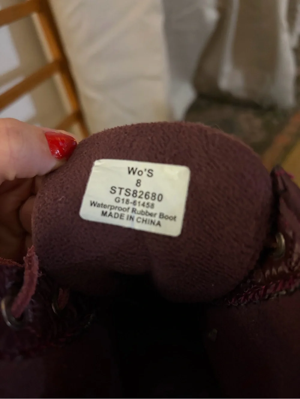 Sperry Women's Quilted Lace-Up Duck Boots in Burgundy